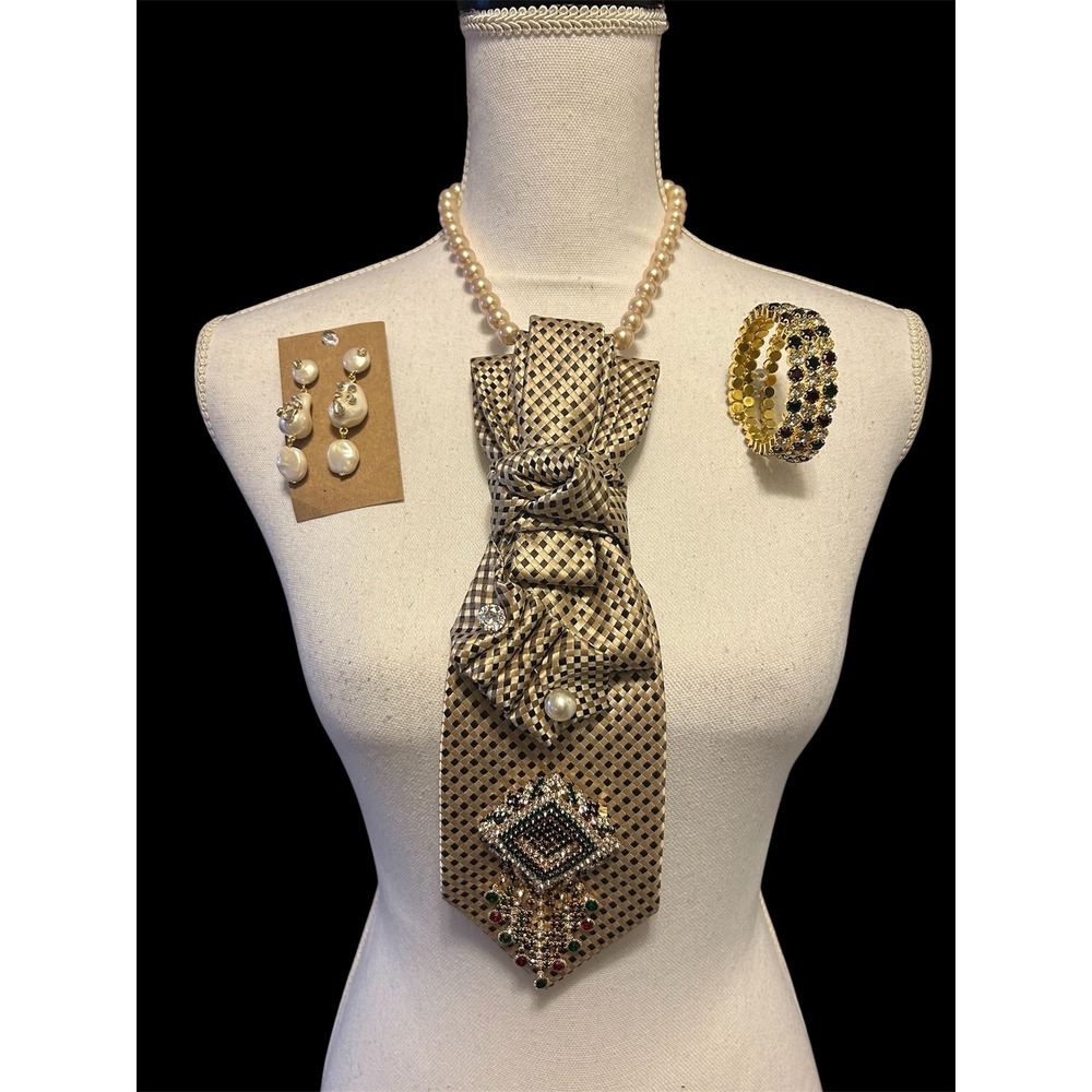 Luciano Ferretti Silk Tie Necklace Set Pearl Earrings Rhinestone Bangle Tan - Picture 10 of 11